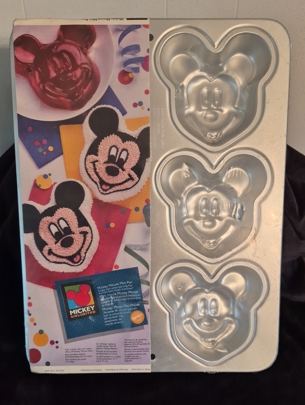 NWT Mickey Mouse Mini Pan Single Size Cake Pan Mold Jello or Cake